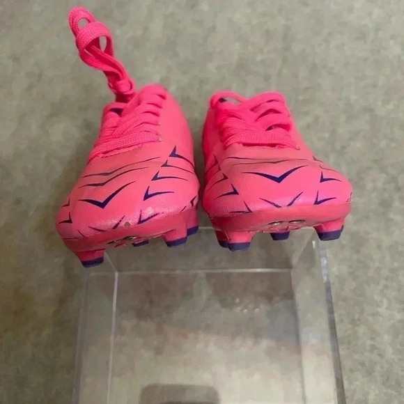 Vizari Ranger Hot Pink and Purple Girls Soccer Cleats size 12C - Picture 6 of 13